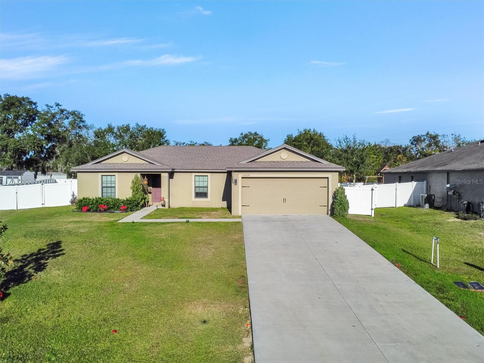 MEADOW RIDGE OF GRAND ISLAND - Residential