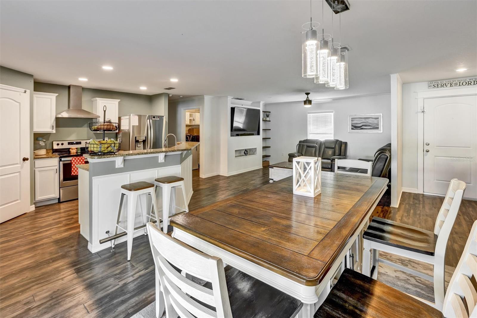 MEADOW RIDGE OF GRAND ISLAND - Residential