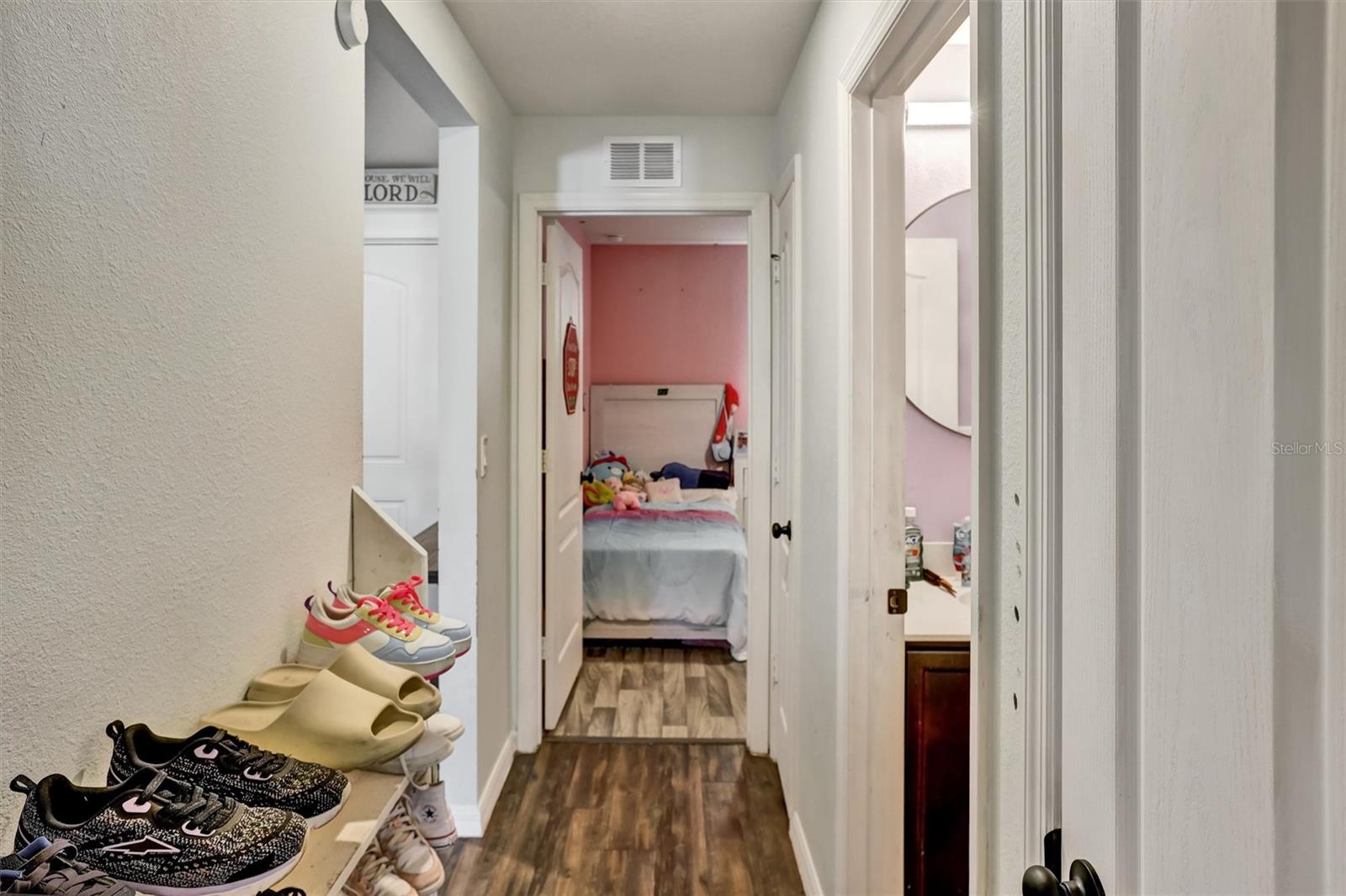 MEADOW RIDGE OF GRAND ISLAND - Residential