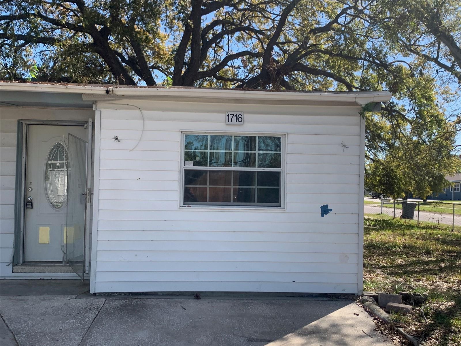 1716 LANCELOT LOOP