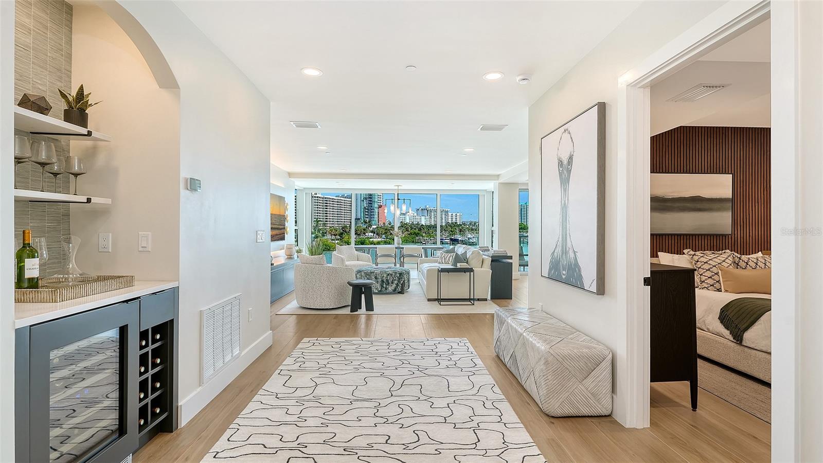650 GOLDEN GATE POINT 302, SARASOTA, FL, 34236 4 650 GOLDEN GATE POINT 302