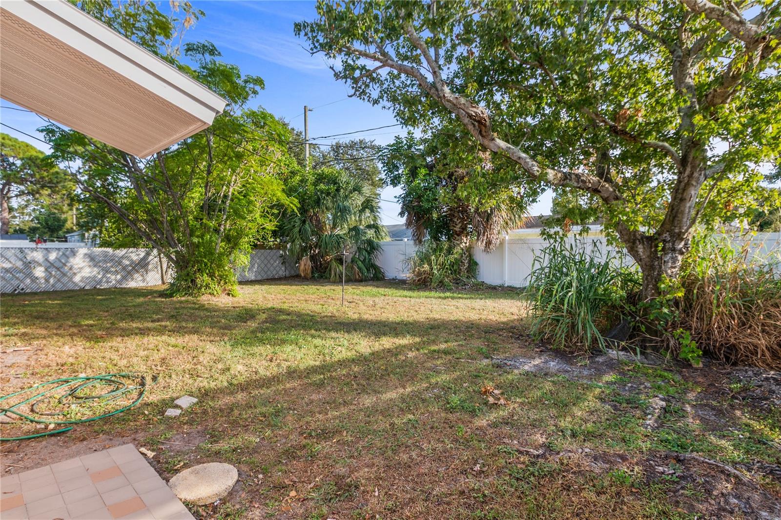 CRESTRIDGE 8TH ADD - Residential