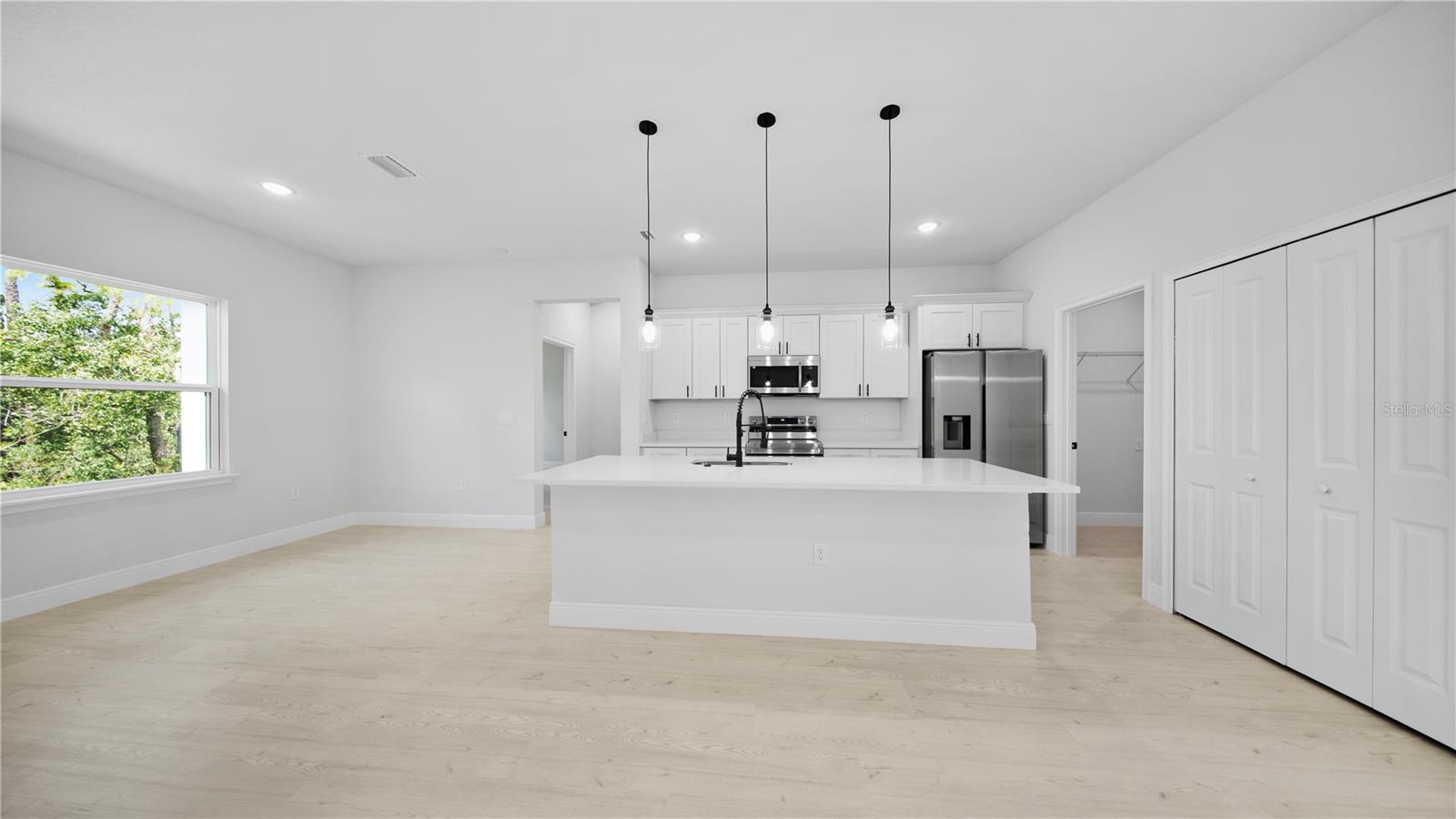 MARION OAKS UN 06 - Residential