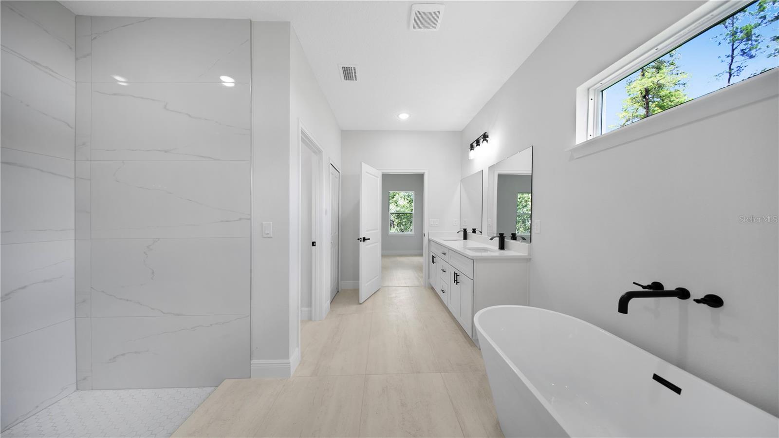 MARION OAKS UN 06 - Residential