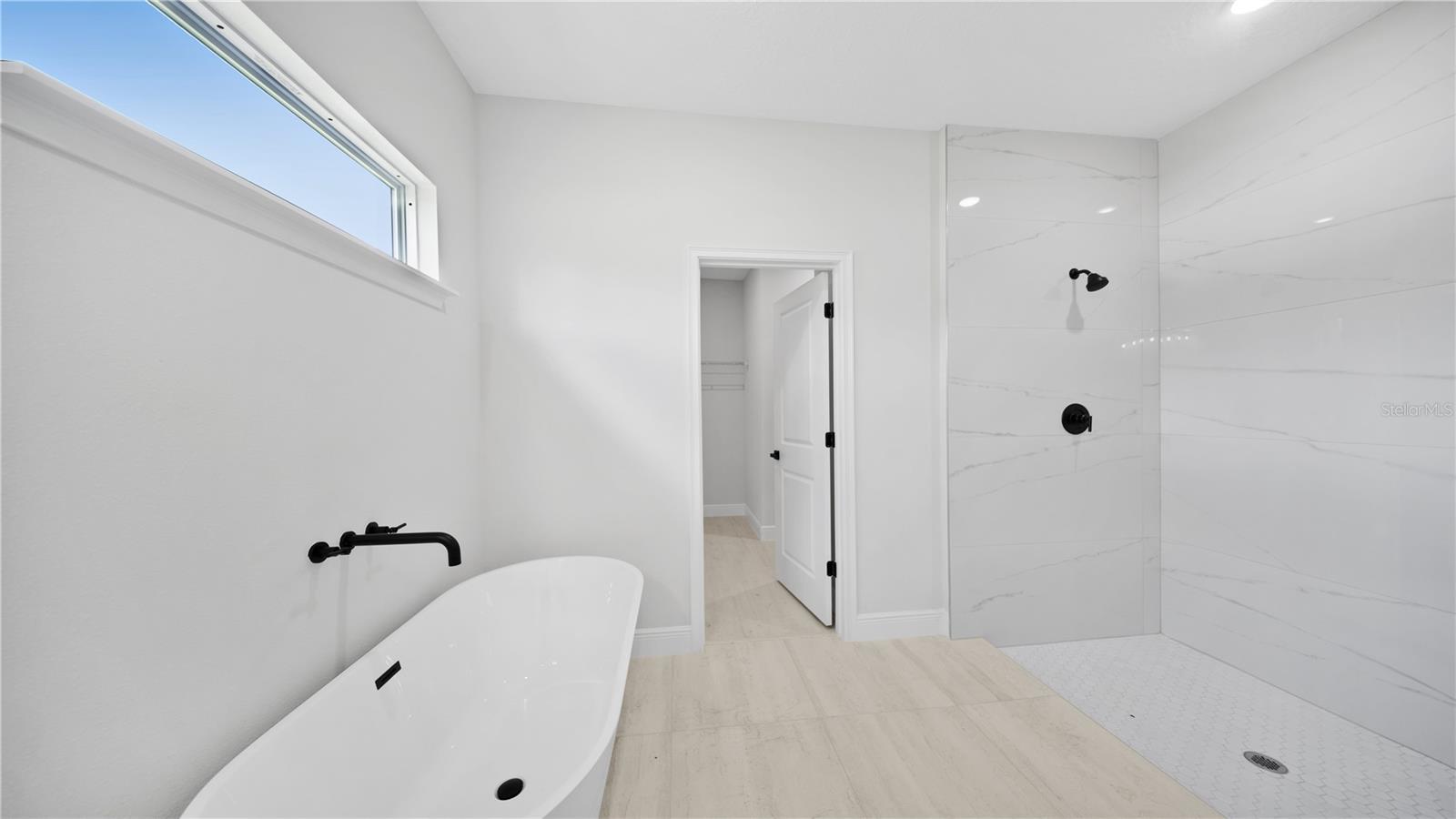 MARION OAKS UN 06 - Residential