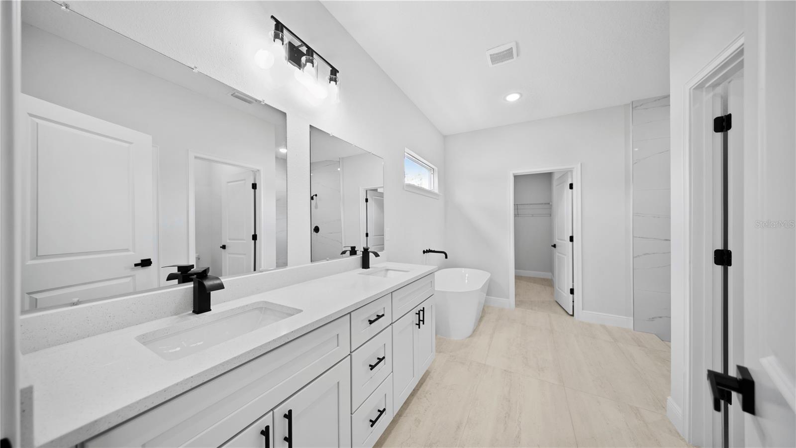 MARION OAKS UN 06 - Residential