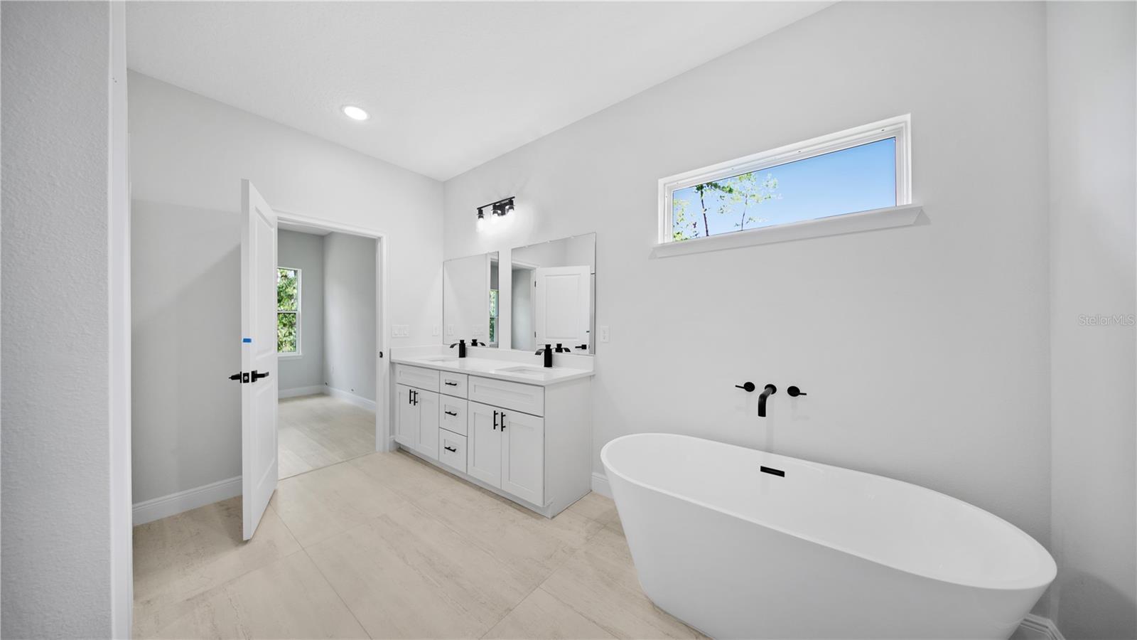 MARION OAKS UN 06 - Residential