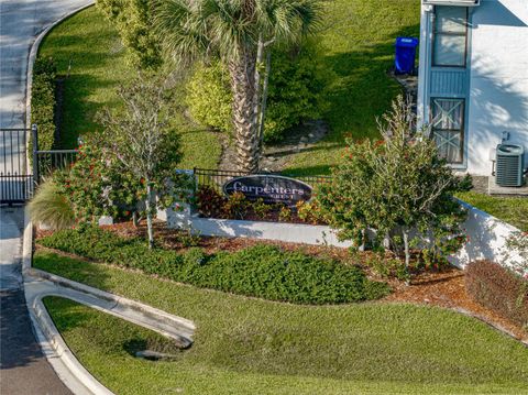 A home in LAKELAND