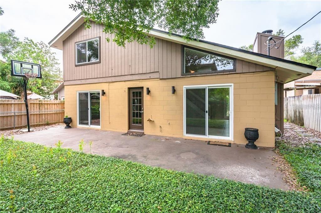 SEVILLE PARK - Residential Lease