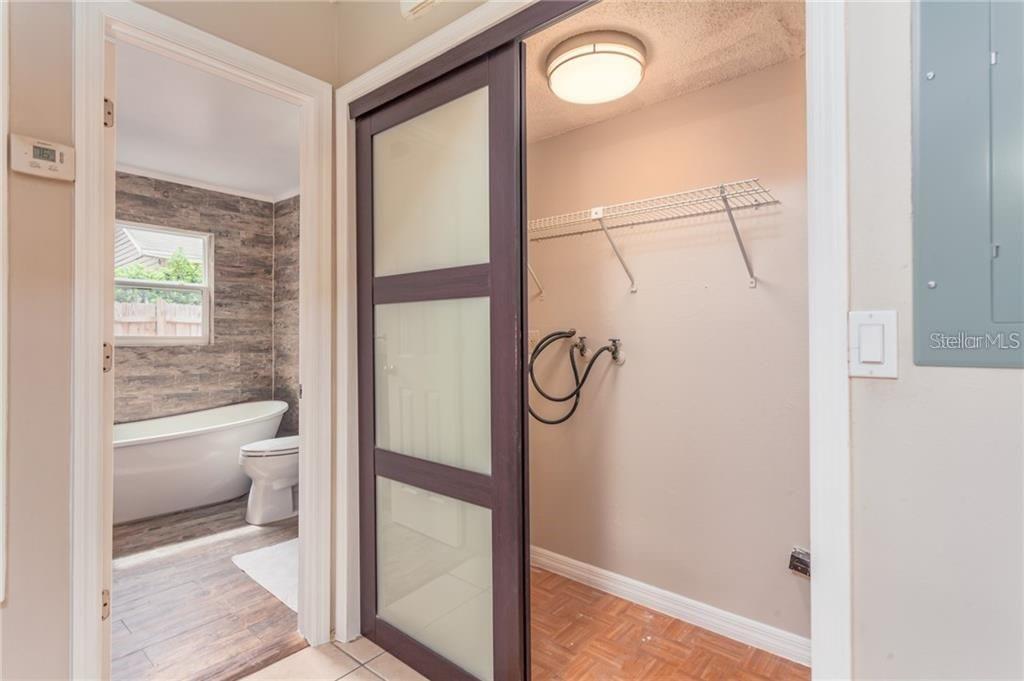 SEVILLE PARK - Residential Lease