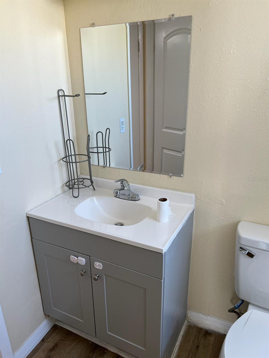 COACHMAN CREEK CONDO - Residential Lease