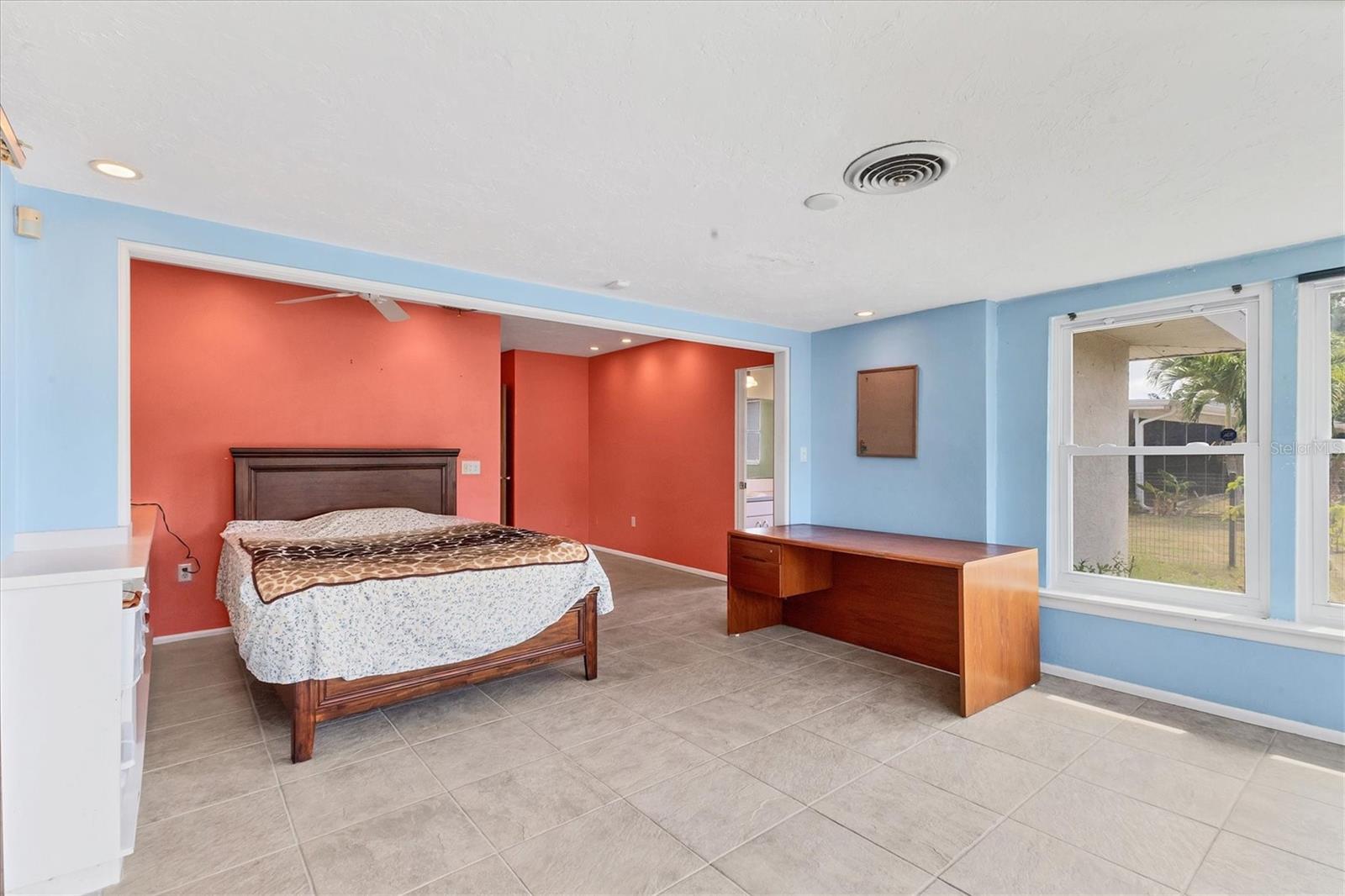 FOREST LAKES COUNTRY CLUB ESTATES - Residential