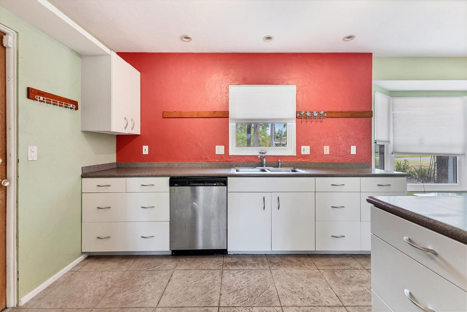 FOREST LAKES COUNTRY CLUB ESTATES - Residential