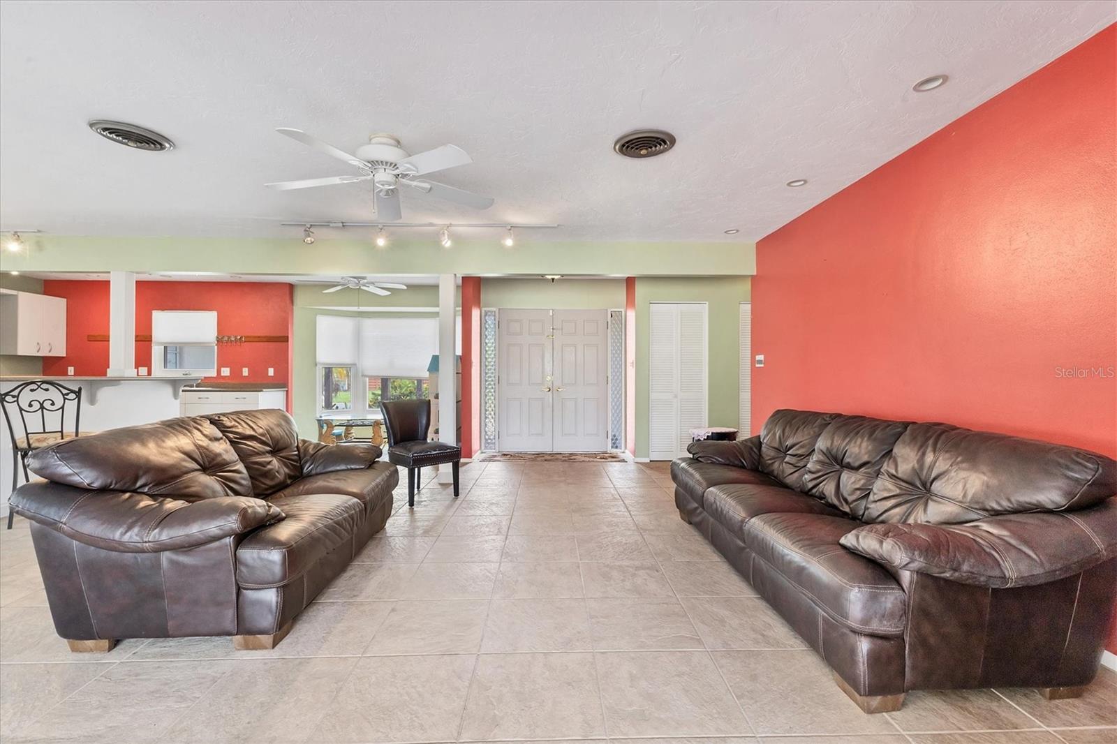 FOREST LAKES COUNTRY CLUB ESTATES - Residential