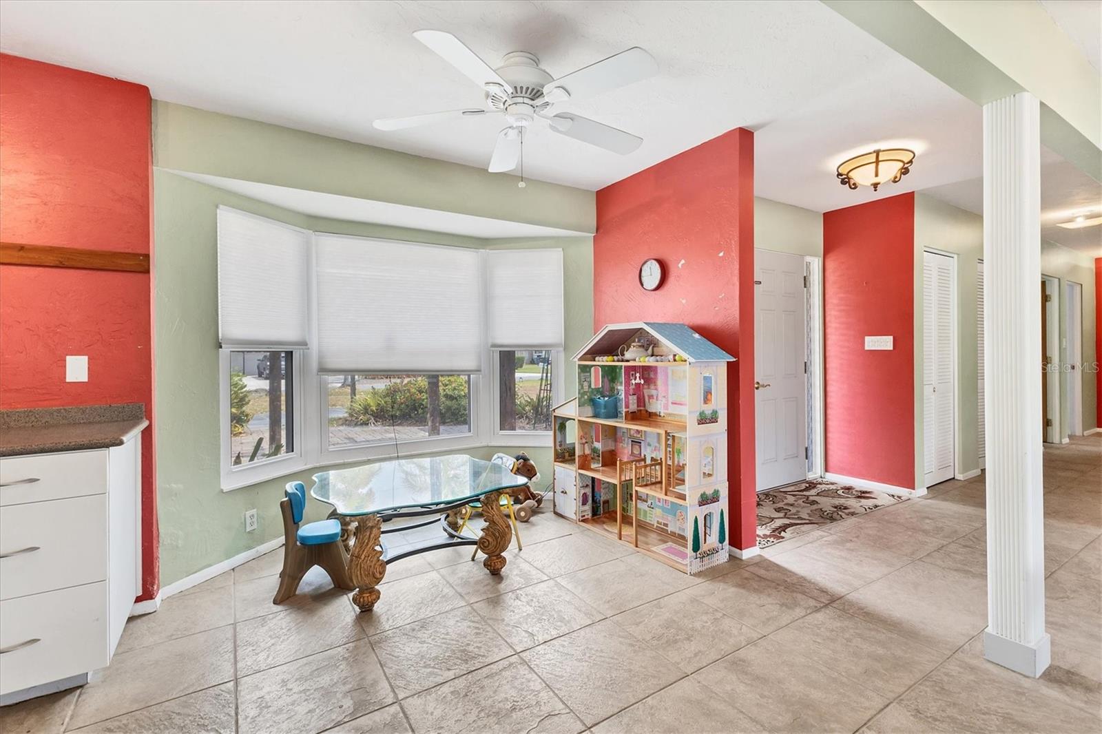 FOREST LAKES COUNTRY CLUB ESTATES - Residential