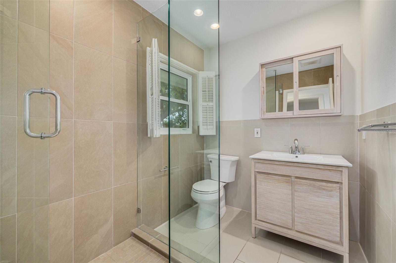 DANA SHORES UN 3 SEC - Residential