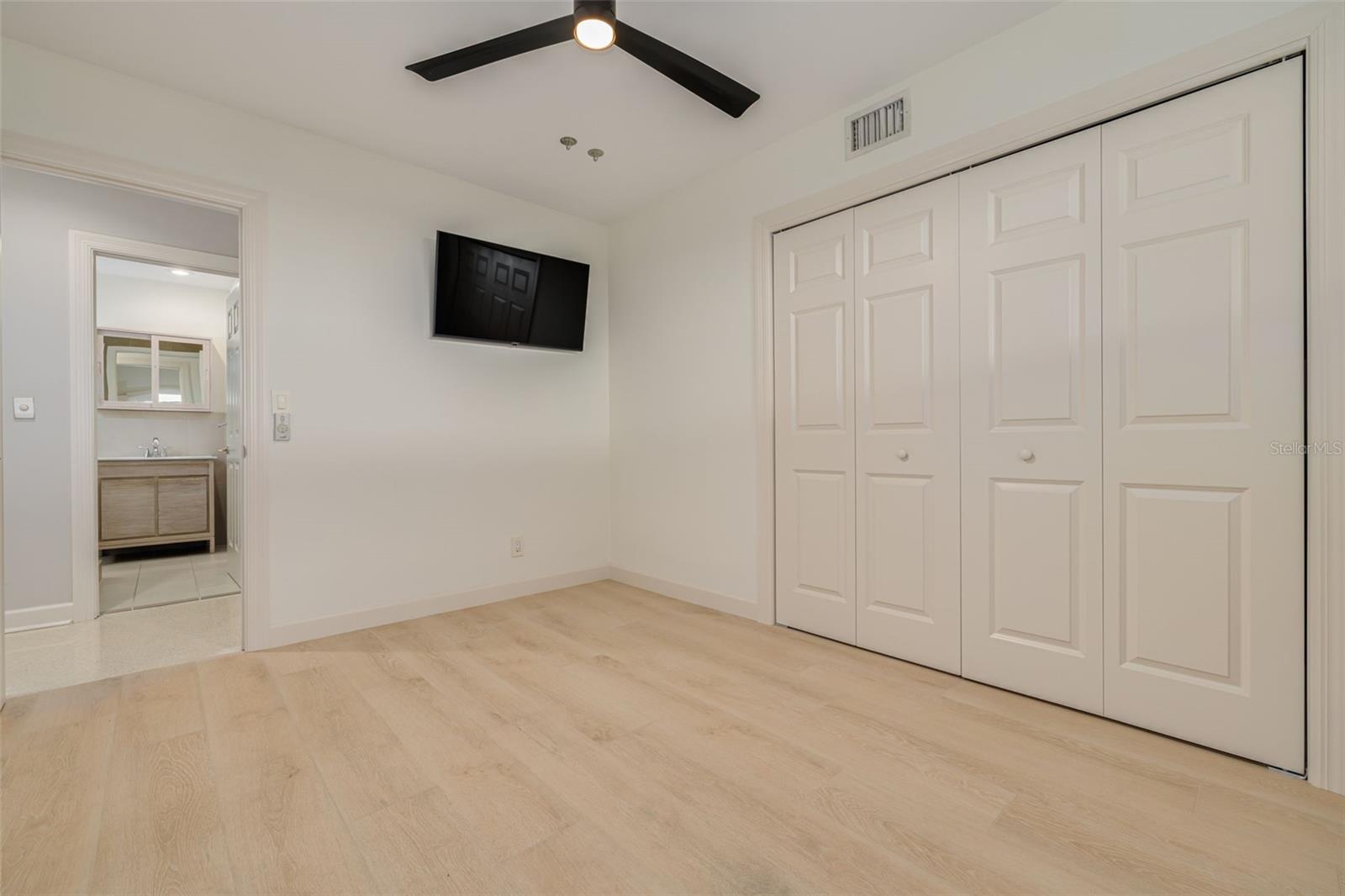 DANA SHORES UN 3 SEC - Residential