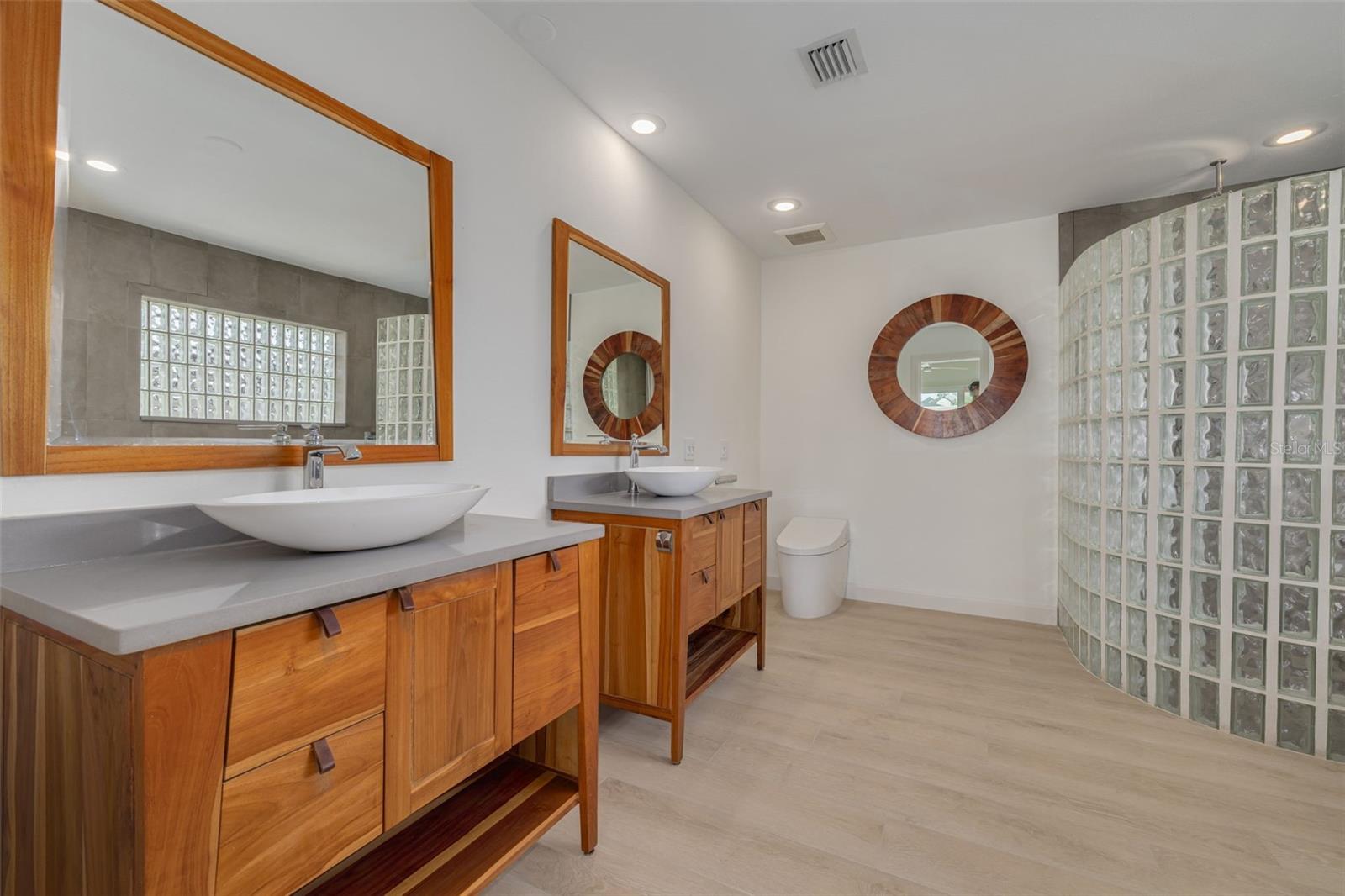 DANA SHORES UN 3 SEC - Residential