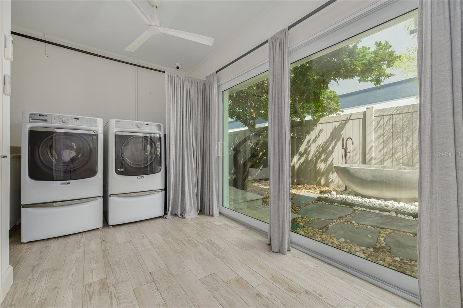 DANA SHORES UN 3 SEC - Residential