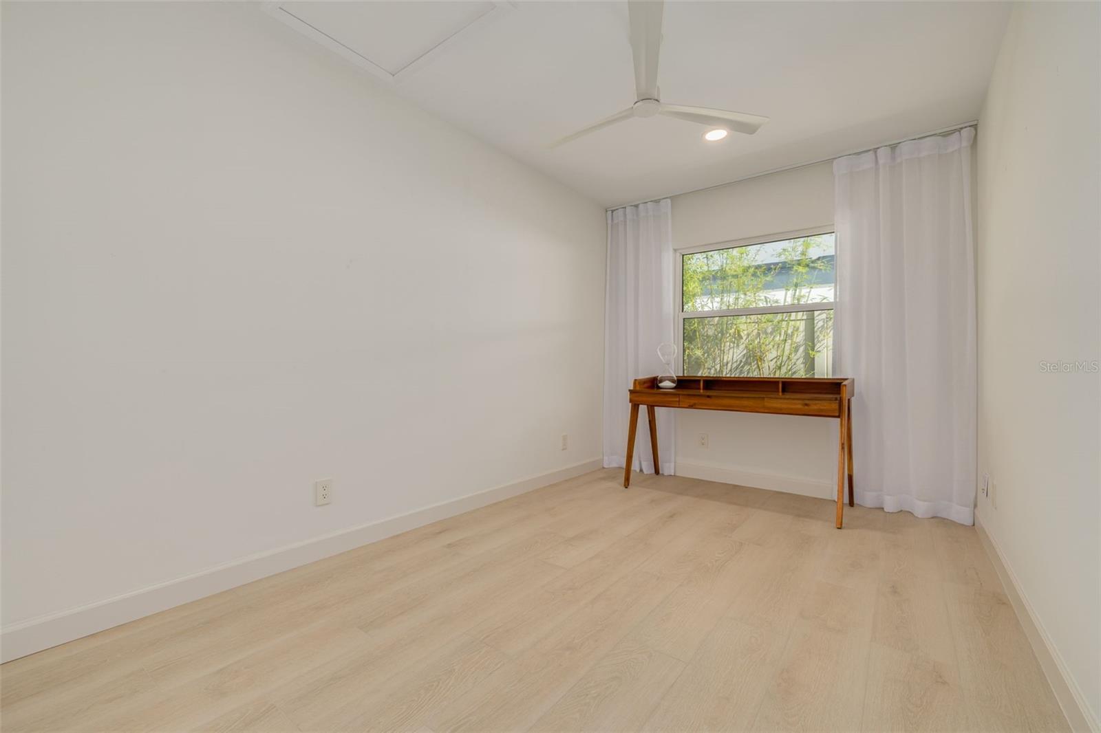 DANA SHORES UN 3 SEC - Residential