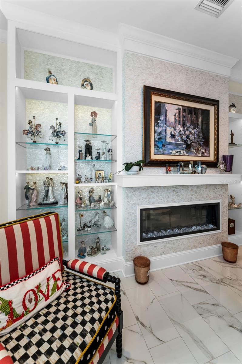 CARRIAGE HOMES AT BELLEVIEW PLACE CONDO - Residential