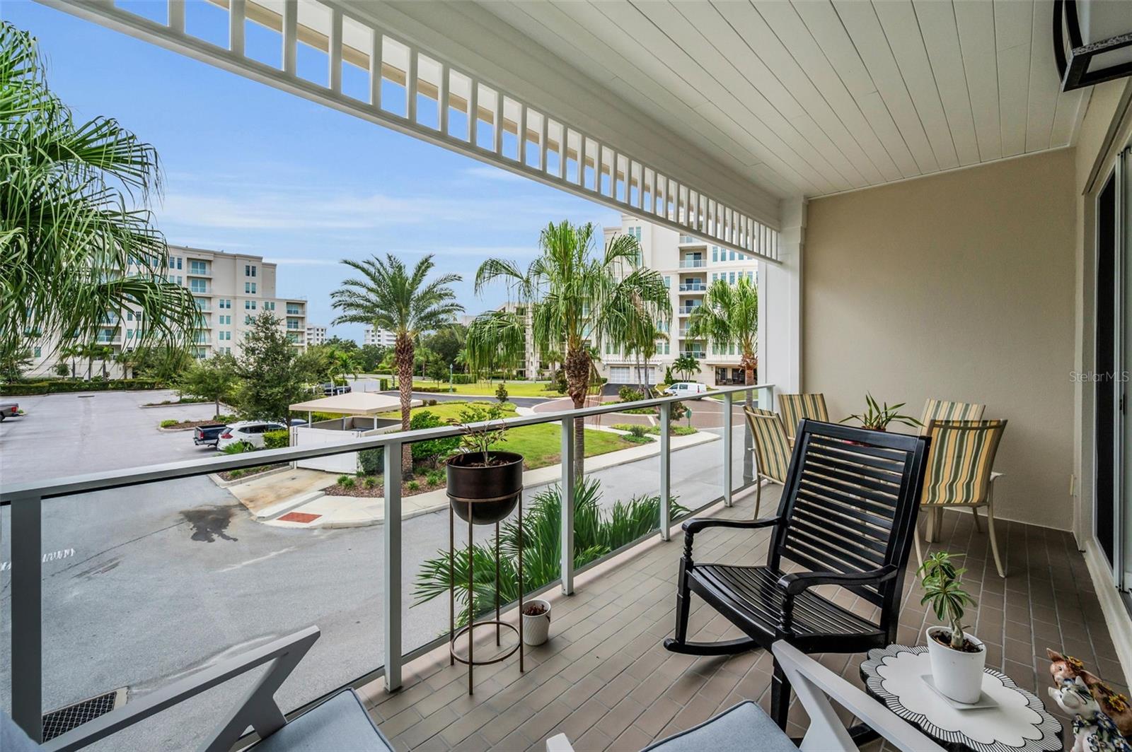 CARRIAGE HOMES AT BELLEVIEW PLACE CONDO - Residential