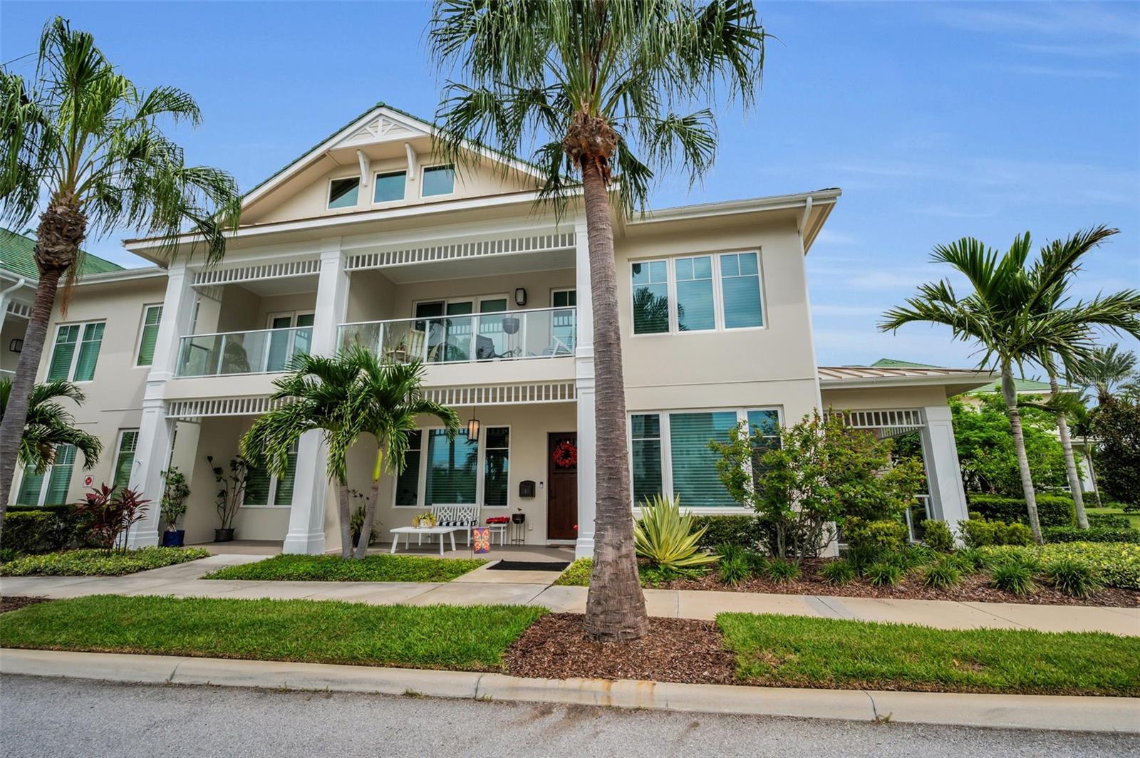 CARRIAGE HOMES AT BELLEVIEW PLACE CONDO - Residential