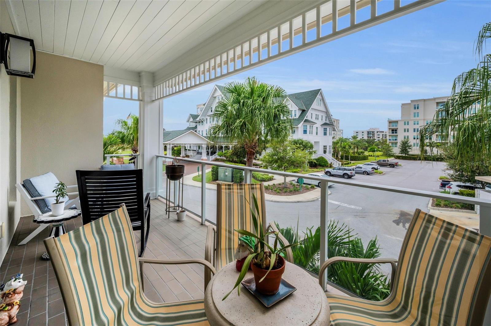 CARRIAGE HOMES AT BELLEVIEW PLACE CONDO - Residential