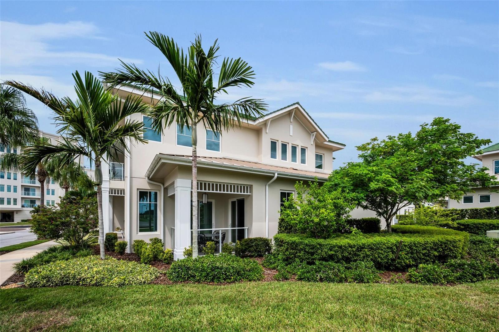 CARRIAGE HOMES AT BELLEVIEW PLACE CONDO - Residential