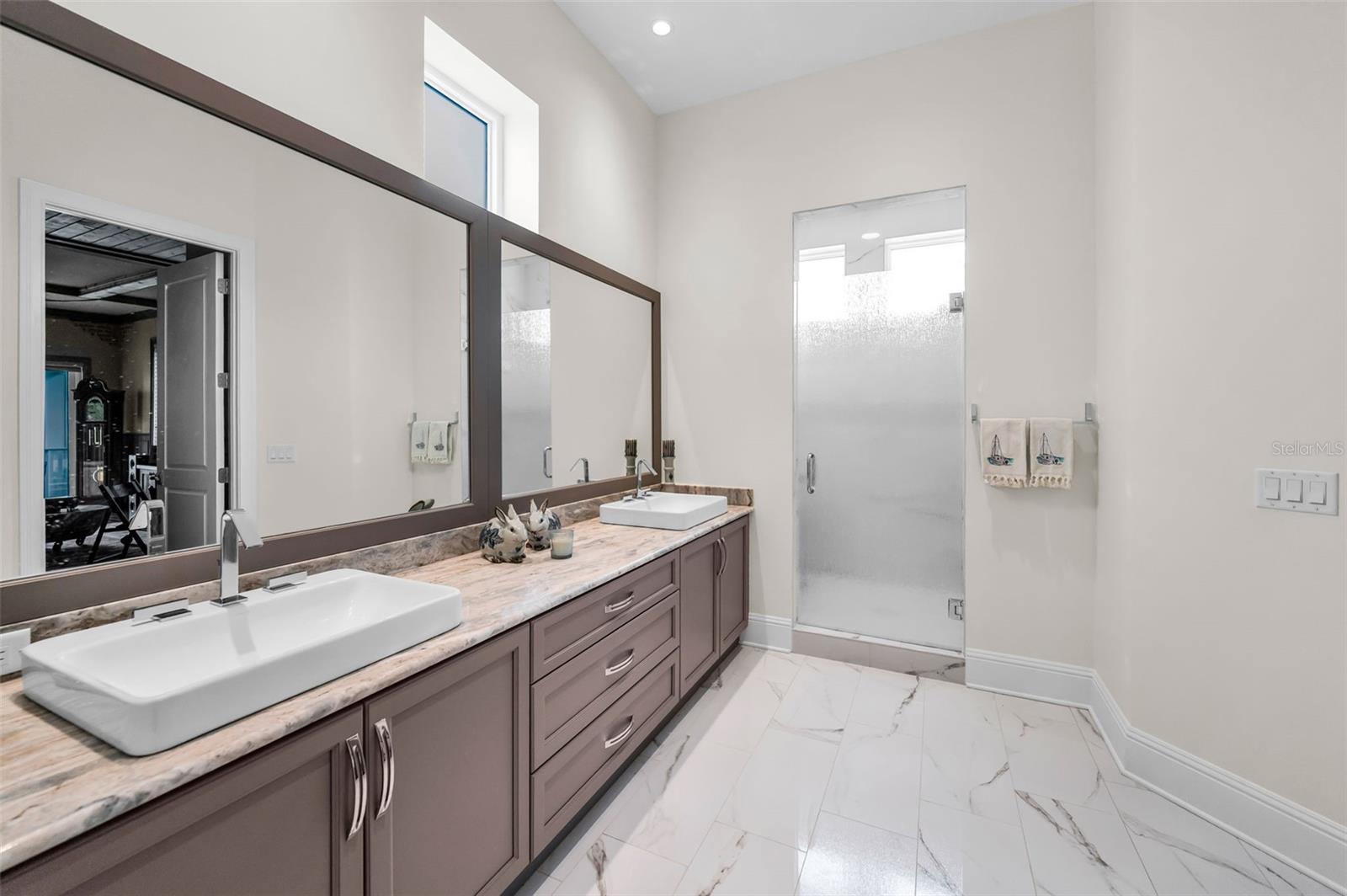 CARRIAGE HOMES AT BELLEVIEW PLACE CONDO - Residential