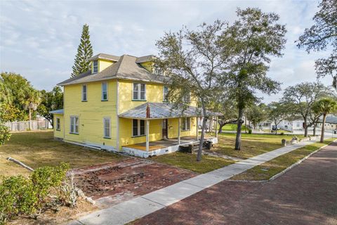 A home in TARPON SPRINGS