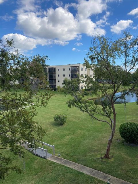 8174 N TERRACE GARDEN DRIVE N 307 ST PETERSBURG FL 33709