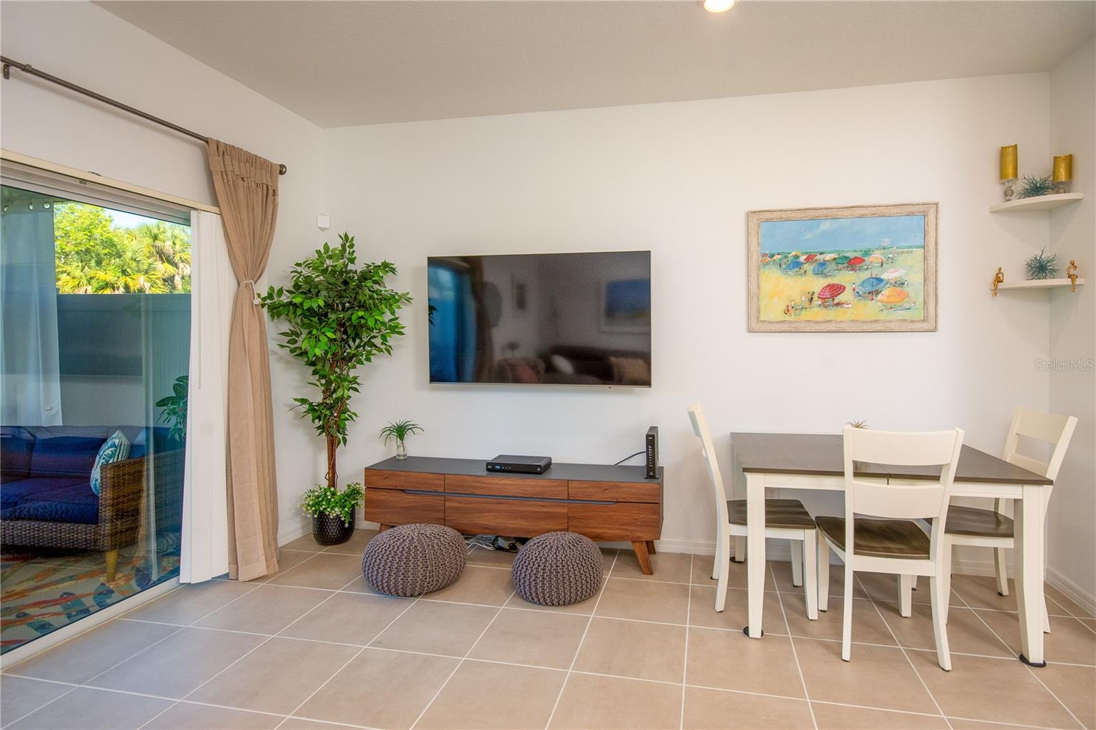 Photo 9 of 33 of 8533 LUNAR SKYE STREET townhome