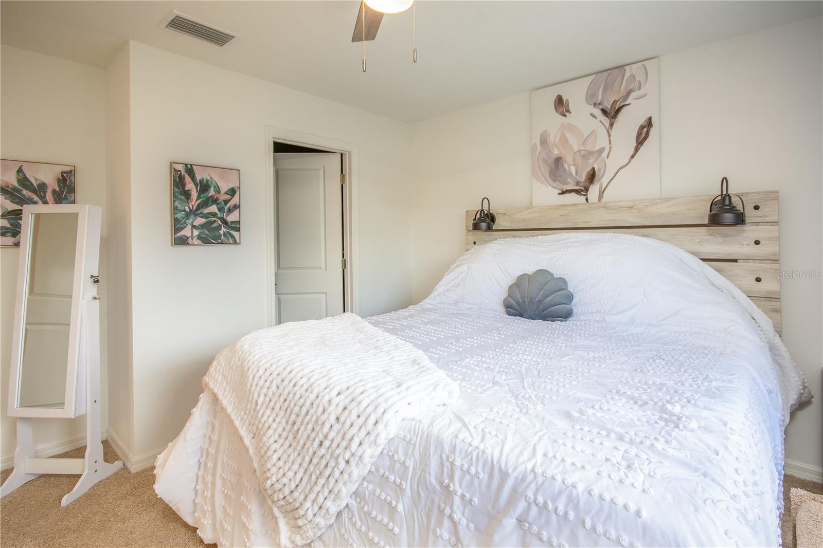 Photo 13 of 33 of 8533 LUNAR SKYE STREET townhome