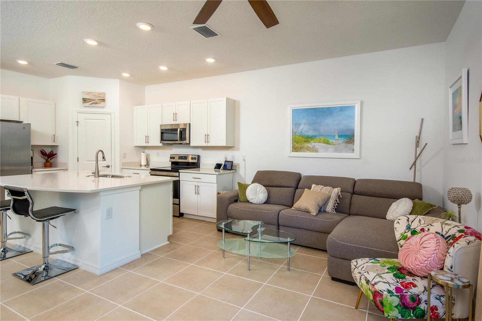 Photo 6 of 33 of 8533 LUNAR SKYE STREET townhome