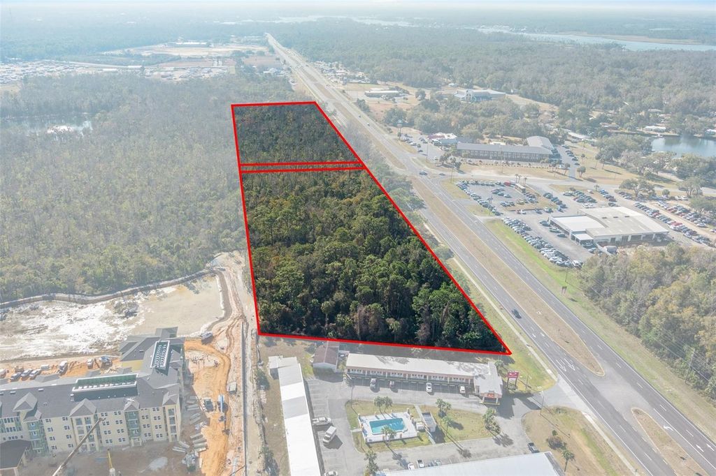 Photo of 2365 NW Us Highway 19, Crystal River, FL 34428 (MLS # OM693872)