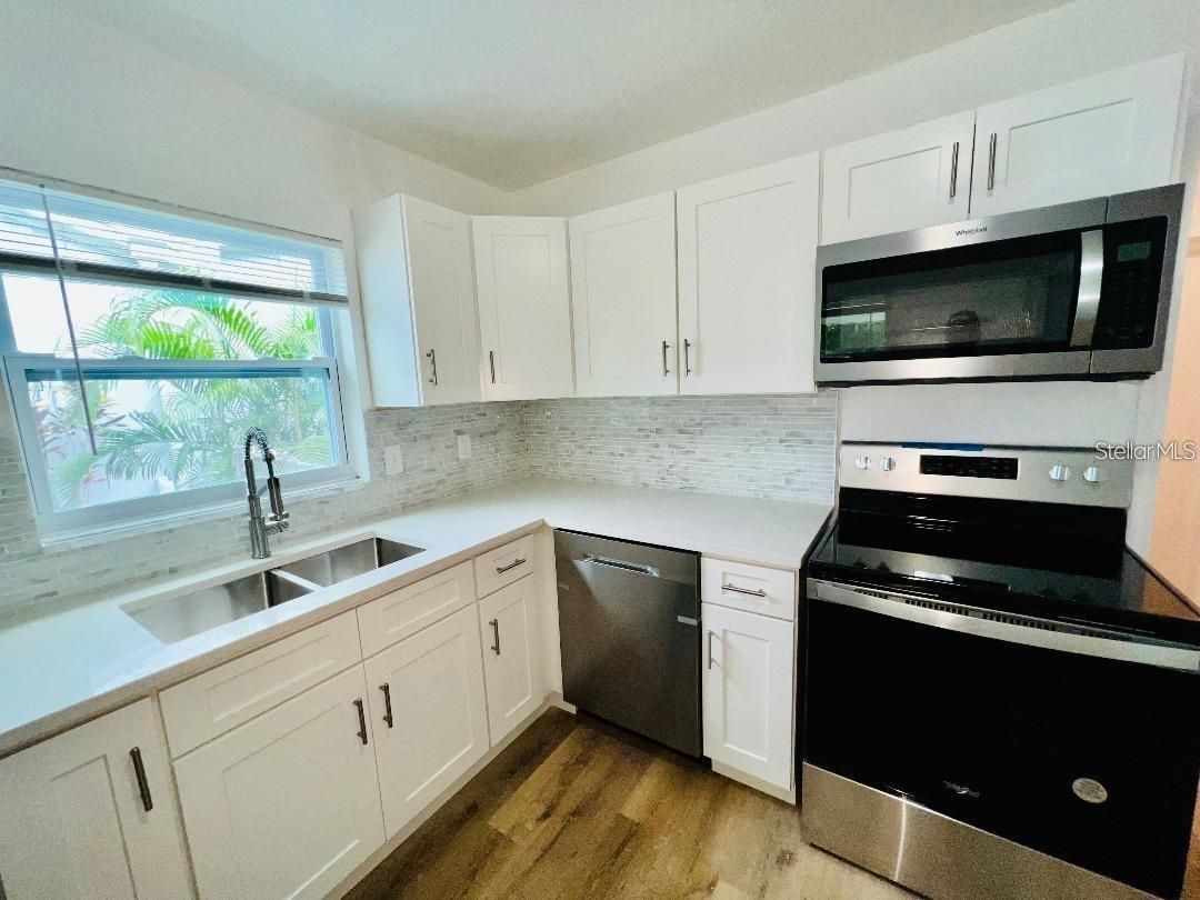 DUNEDIN ISLES ADD - Residential