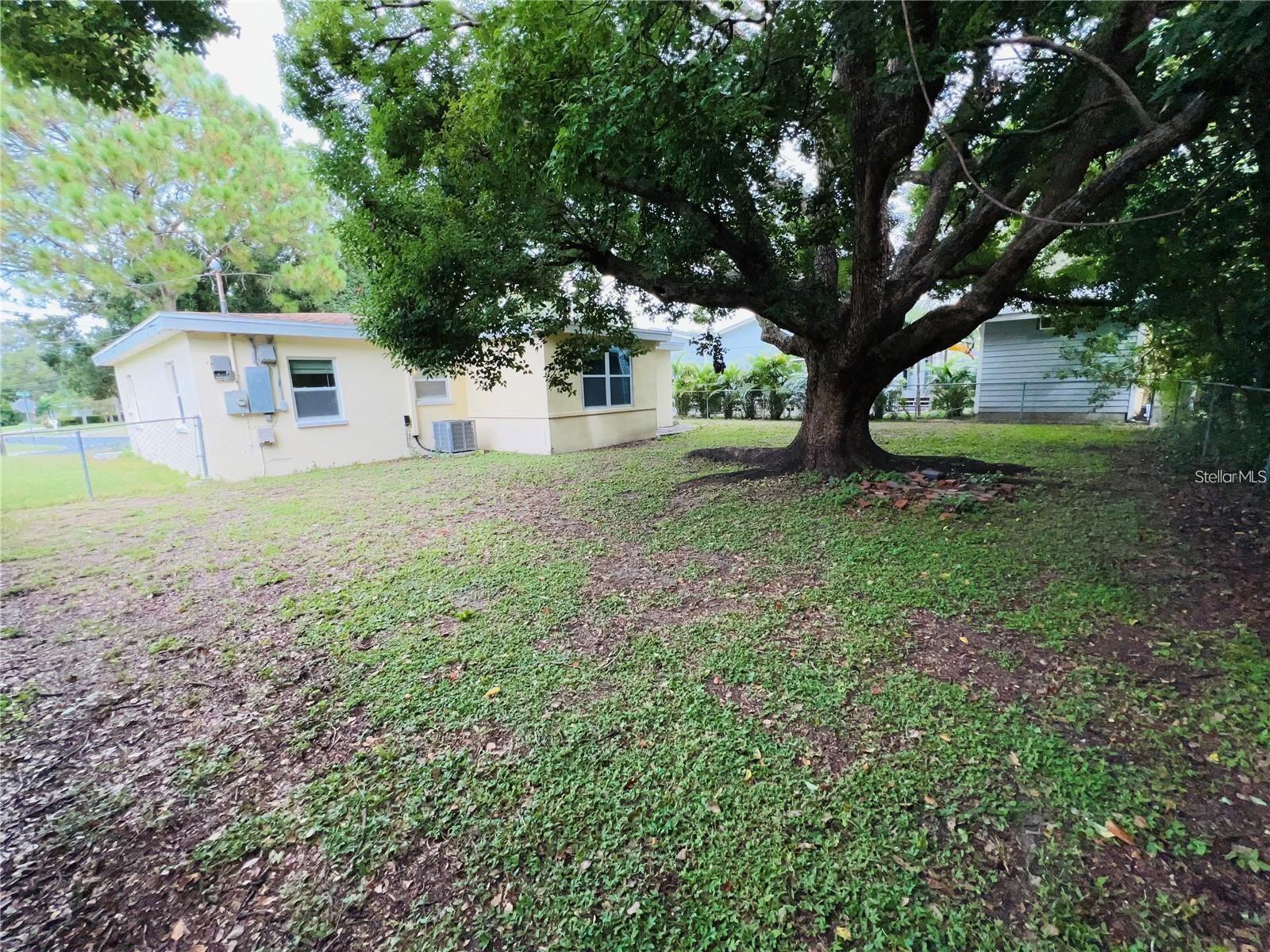 DUNEDIN ISLES ADD - Residential