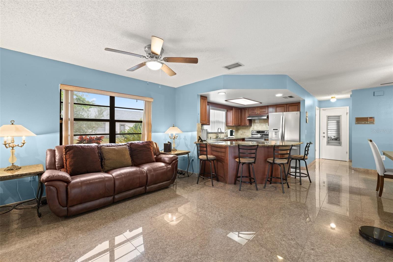 1023 SPRINGTIME DRIVE