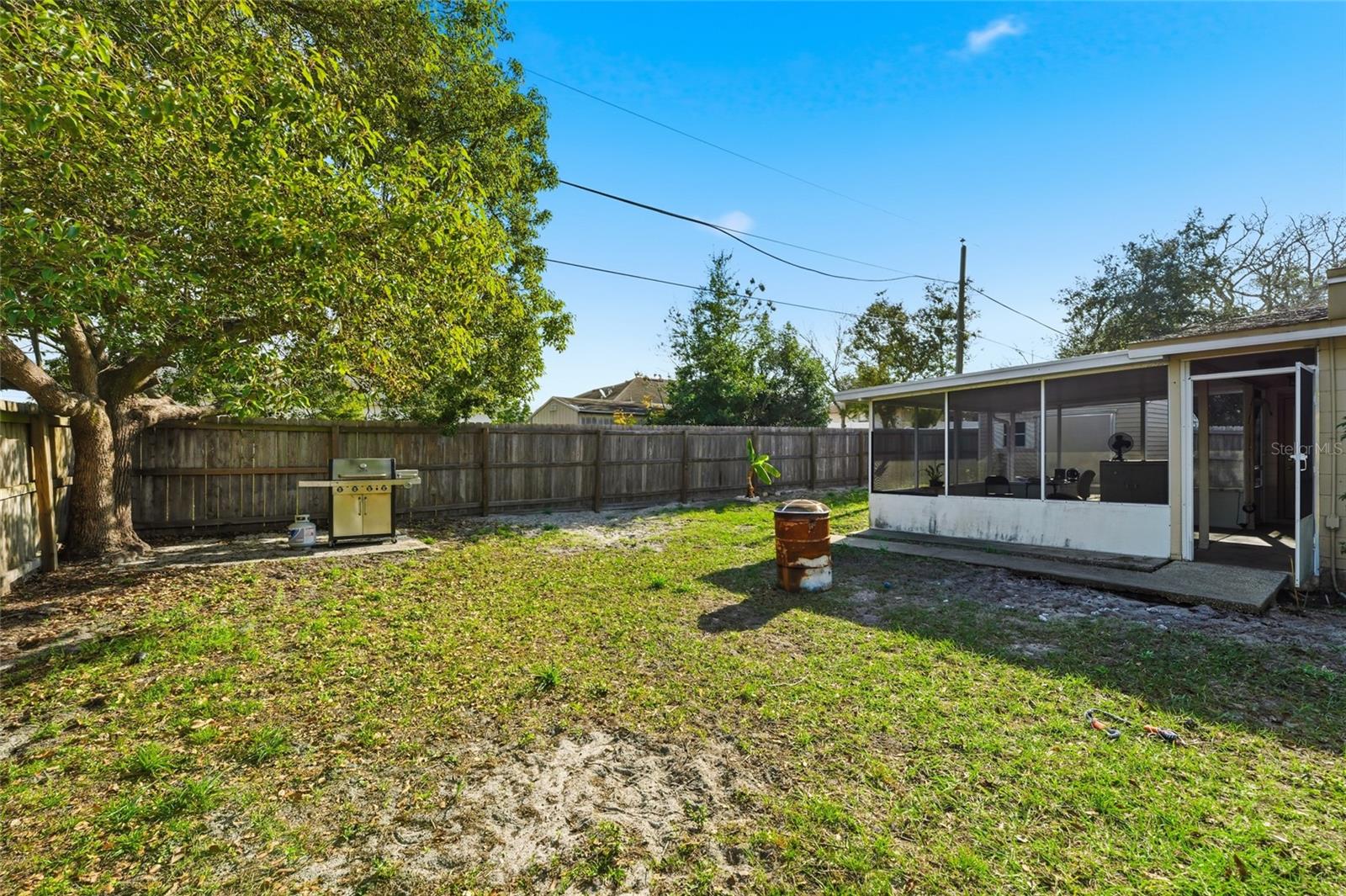 DELTONA LAKES UNIT 32 - Residential