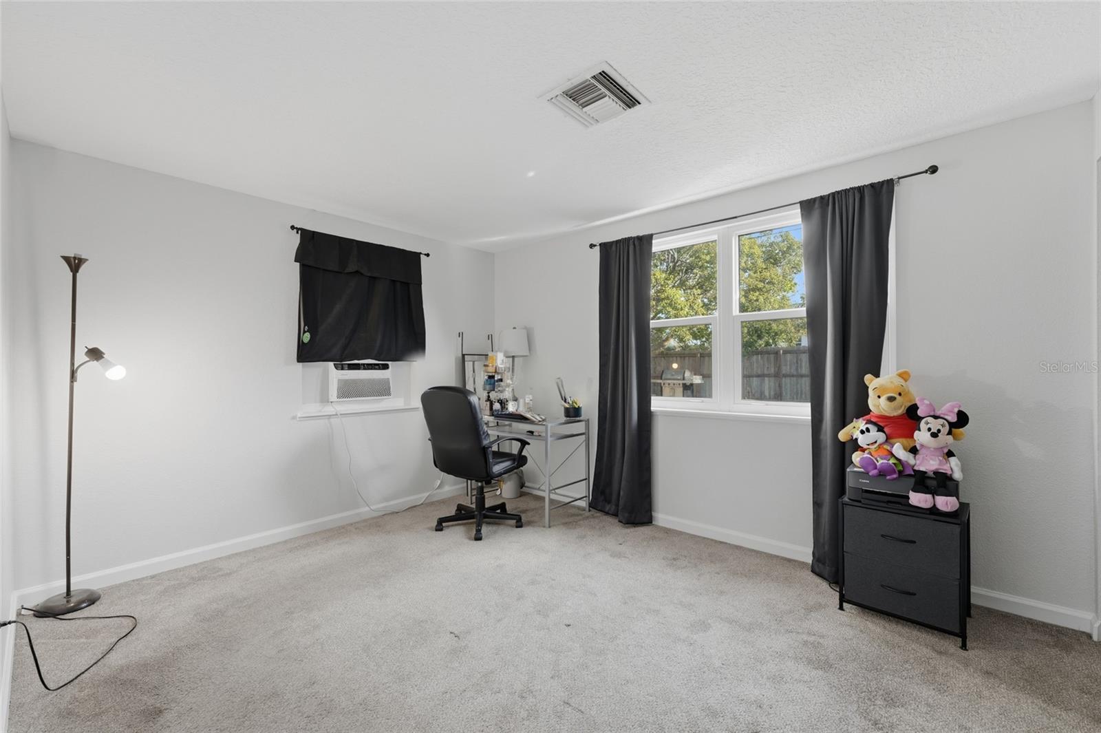 DELTONA LAKES UNIT 32 - Residential