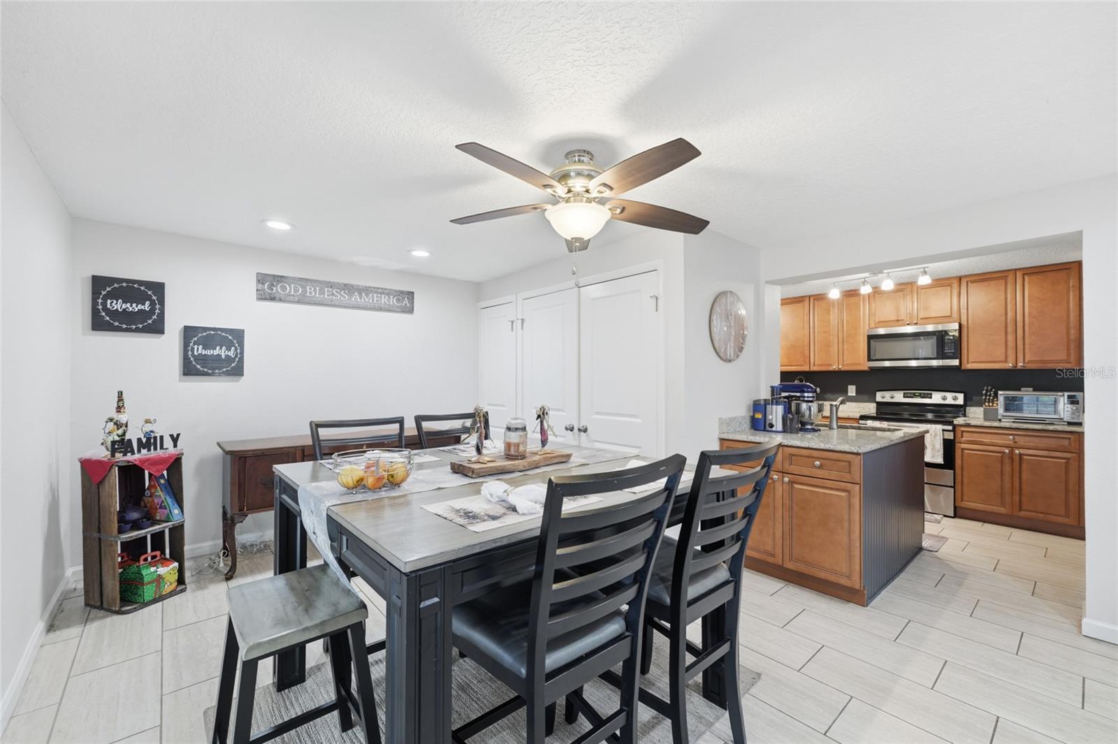 DELTONA LAKES UNIT 32 - Residential