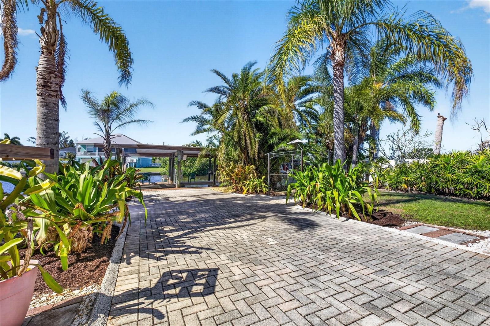 POINT HERON - Residential