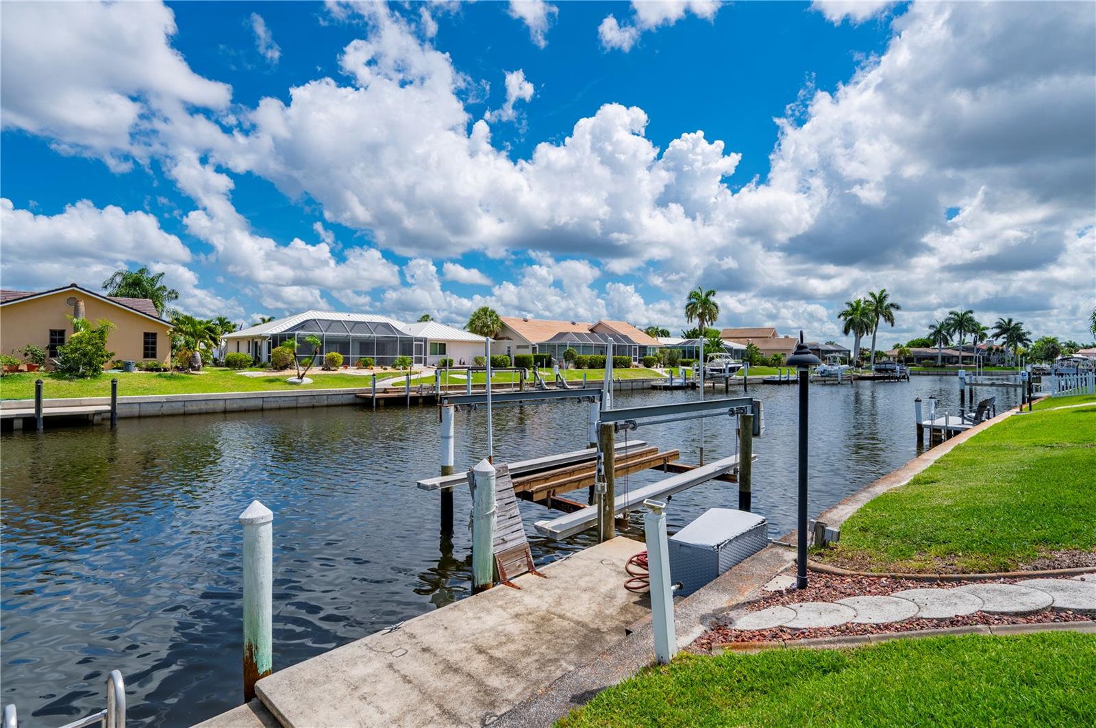 PUNTA GORDA ISLES SEC 08 - Residential