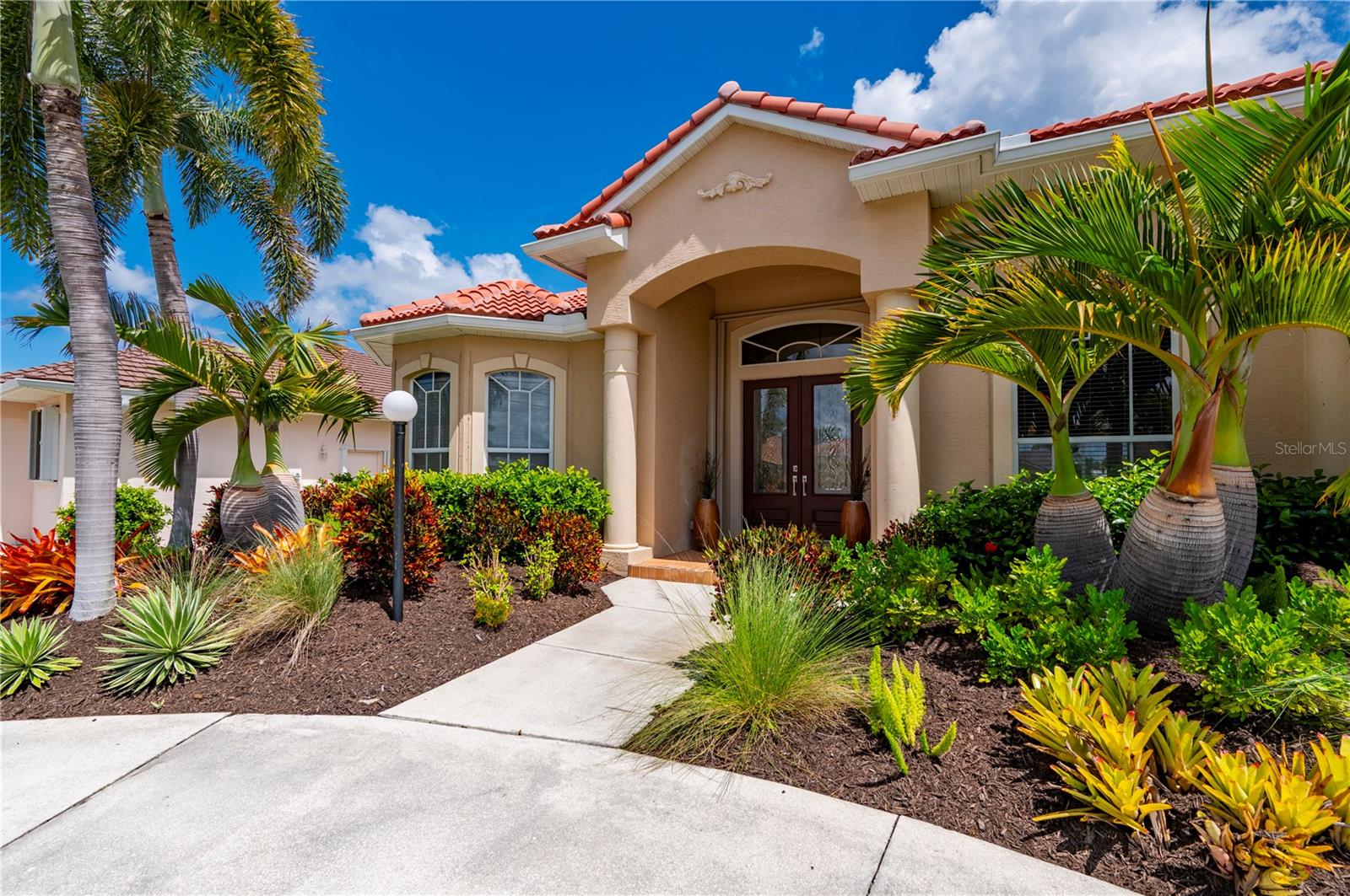 PUNTA GORDA ISLES SEC 08 - Residential