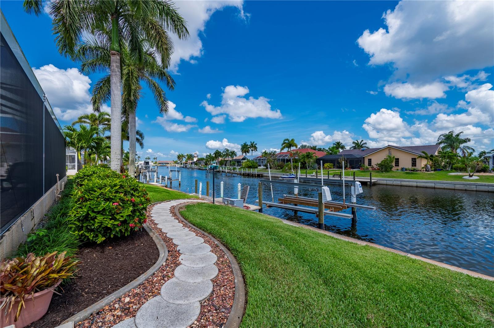 PUNTA GORDA ISLES SEC 08 - Residential