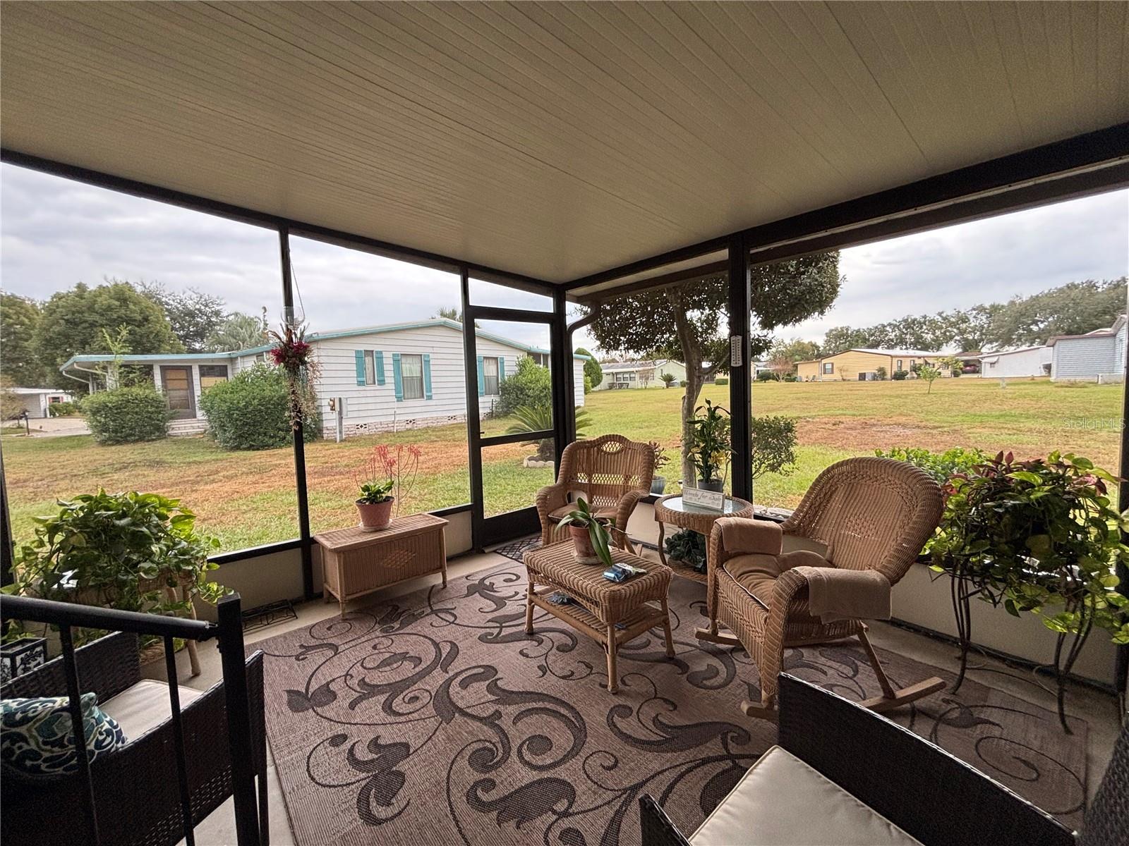 ZELLWOOD STATION - Residential