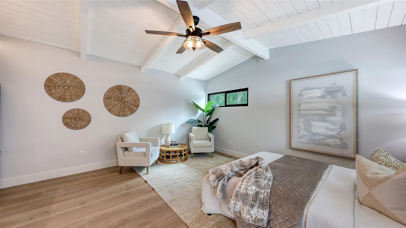 SIESTA PROPERTIES INC - Residential