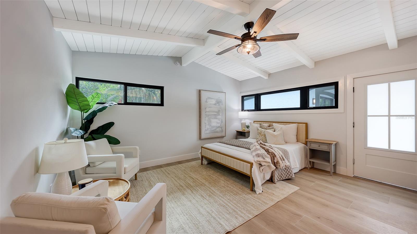 SIESTA PROPERTIES INC - Residential