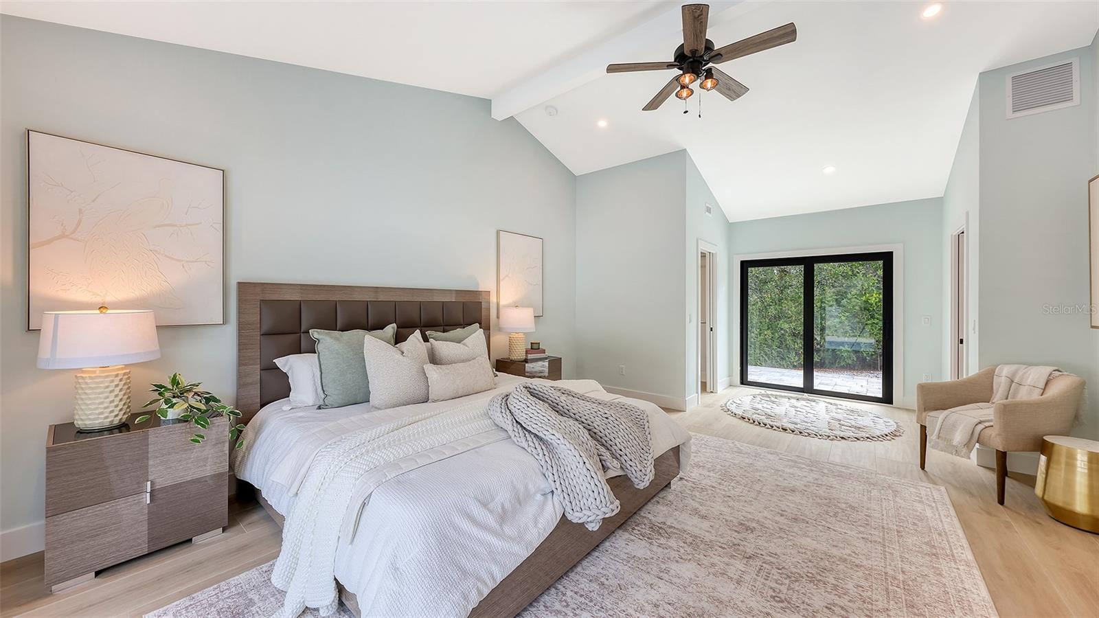 SIESTA PROPERTIES INC - Residential